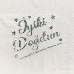 Toptan İyiki Doğdun Beyaz Gümüş Varaklı Peçete (16 Adet)