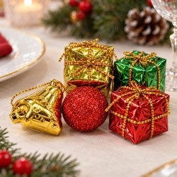 Toptan Yılbaşı Mini Süs Seti Çanlı Hediye Kutulu Toptan Yılbaşı Mini Süs Seti Çanlı Hediye Kutulu